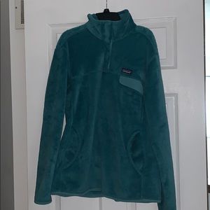 Patagonia fuzzy sweatshirt